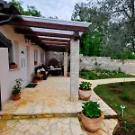 Holiday Home T