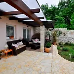Holiday Home T