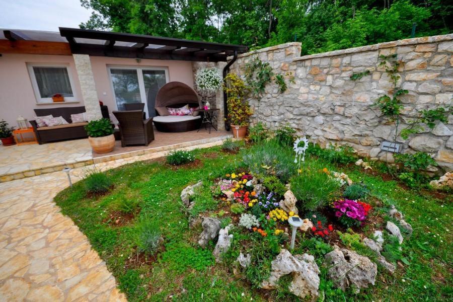 Ferienhaus T